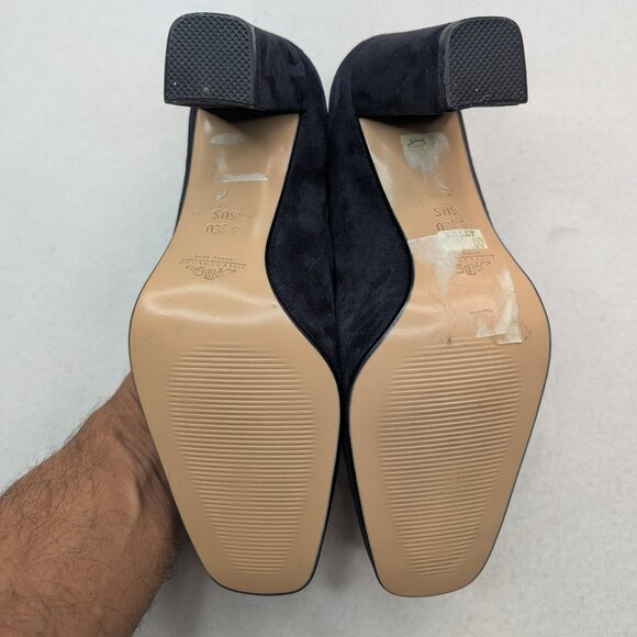 Bally Classic Navy Blue Sued Pump Heels Woman's Size 6 Rare England Made Nice! - Picture 13 of 13